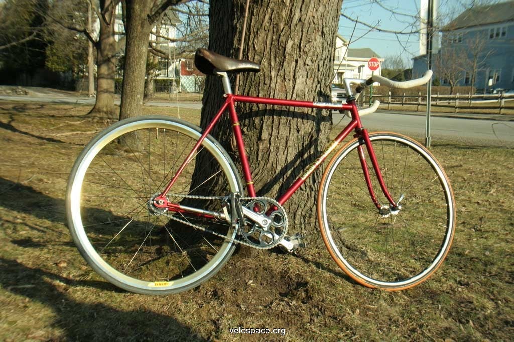 Bridgestone grand 2025 velo