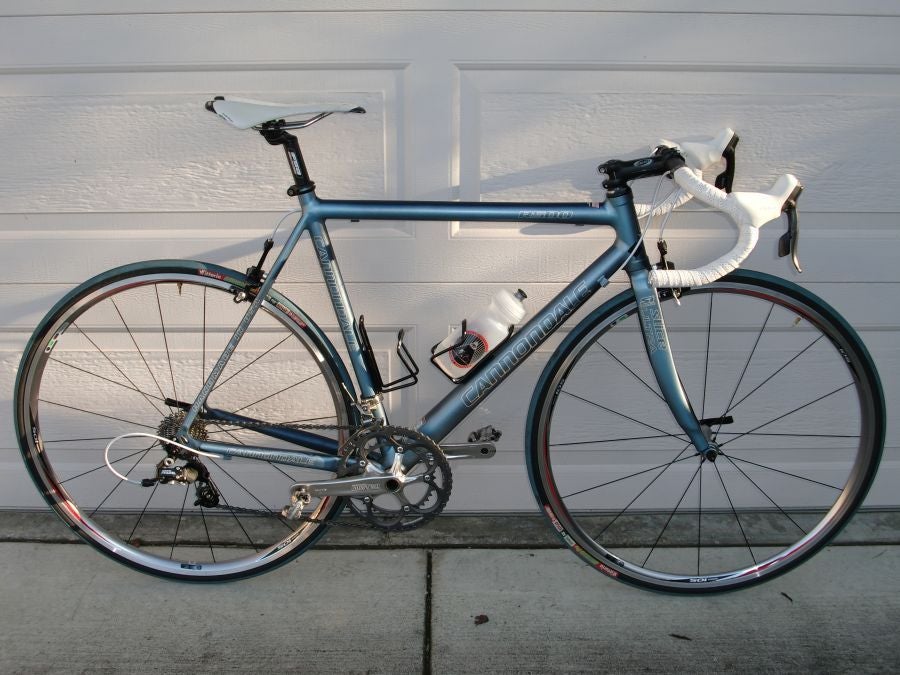 cannondale r500 bike