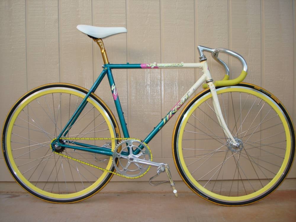 Vintage Specialized Sirrus on velospace, the place for bikes