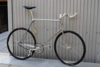 Schwinn Paramount chrome track bike 1971